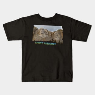 South Dakota State Outline (Mount Rushmore) Kids T-Shirt